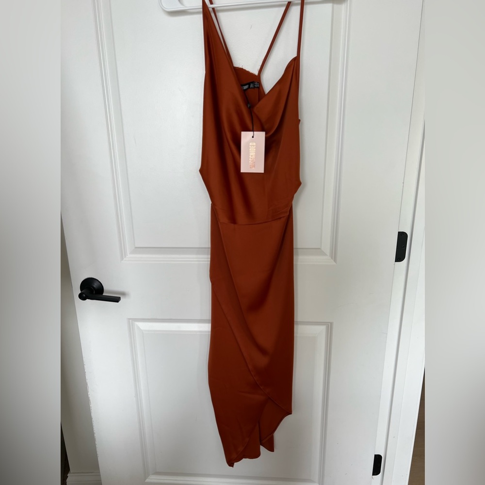 Split leg dress
